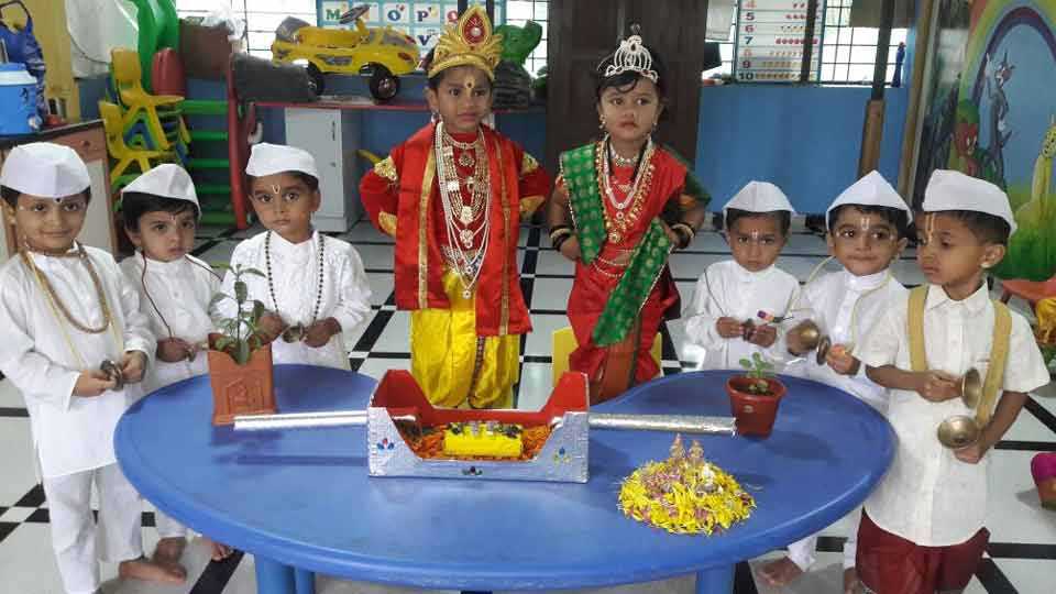 लिटिल फ्लॉवर नर्सरीमध्ये रंगला पालखी सोहळा