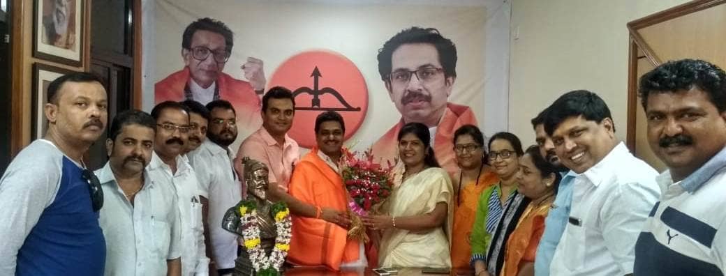 पिंपरी – चिंचवड शहर शिवसेना कार्यकारीनीच्या वतीने नवनिर्वाचीत शिवसेना जिल्हाप्रमुख गजानन चिंचवडे यांचा सत्कार.