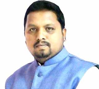 महापालिकेने तात्काळ प्रभागातील समस्या मार्गी लावावी नाहीतर .... पालिकेवर हंडा मोर्चा आणू - नगरसेवक विकास डोळस