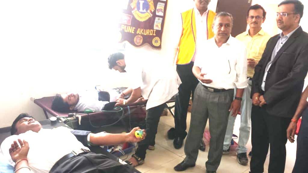 लायन्स क्लबच्या आरोग्य शिबिरास उत्स्फूर्त प्रतिसाद. 