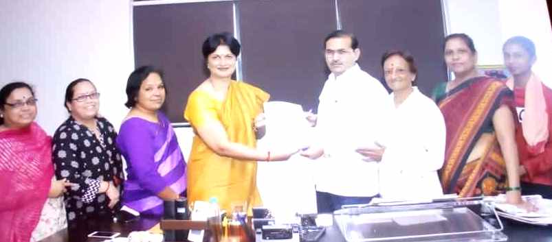 प्राधिकरणाने भूखंड वाटपामध्ये महिला सामाजिक संस्थाना ५० टक्के आरक्षण द्यावे - मानिनी फाउंडेशन.