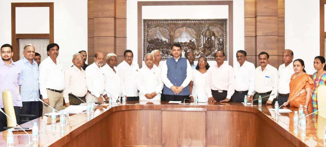 सुरक्षा रक्षकांना लवकरच अच्छे दिन येतील - मुख्यमंत्री देवेंद्र फडणवीस. 