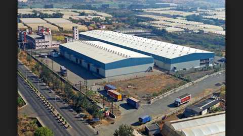 तळेगाव एमआयडीसीतील भूसंपादन बैठक तहकूब; शेतकऱ्यांची एकरी सव्वा कोटीची मागणी.  