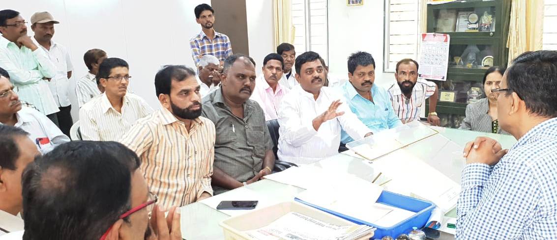 ऑटो रिक्षा चालक मालक संघटनेच्यावतीने पश्चिम महाराष्ट्रातील सर्व आर.टी.ओ. कार्यालयावर २७ नोव्हेंबर रोजी आंदोलन.