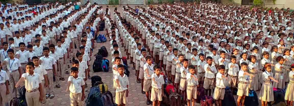 मॉडर्न मध्ये संविधान दिन साजरा