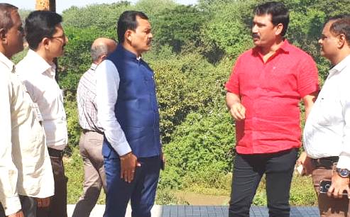 पिंपळे सौदागर परिसरात महापौर राहुल जाधव व नगरसेवक नाना काटे यांनी केली विविध विकासकामांची पाहणी