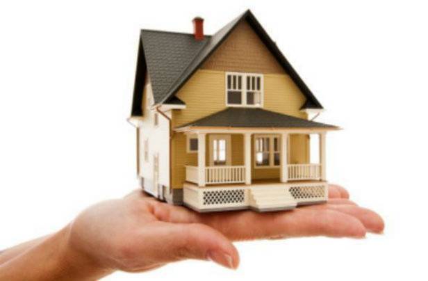 पंतप्रधान आवास योजनेंतर्गत घरे बांधण्याचे कंत्राट एकाच ठेकेदाराला देण्याचा निर्णय?