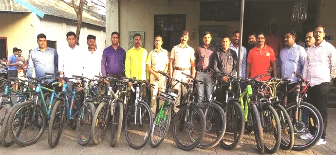 पोलिसांनी आवळल्या 'सायकल चोरांच्या' मुसक्या