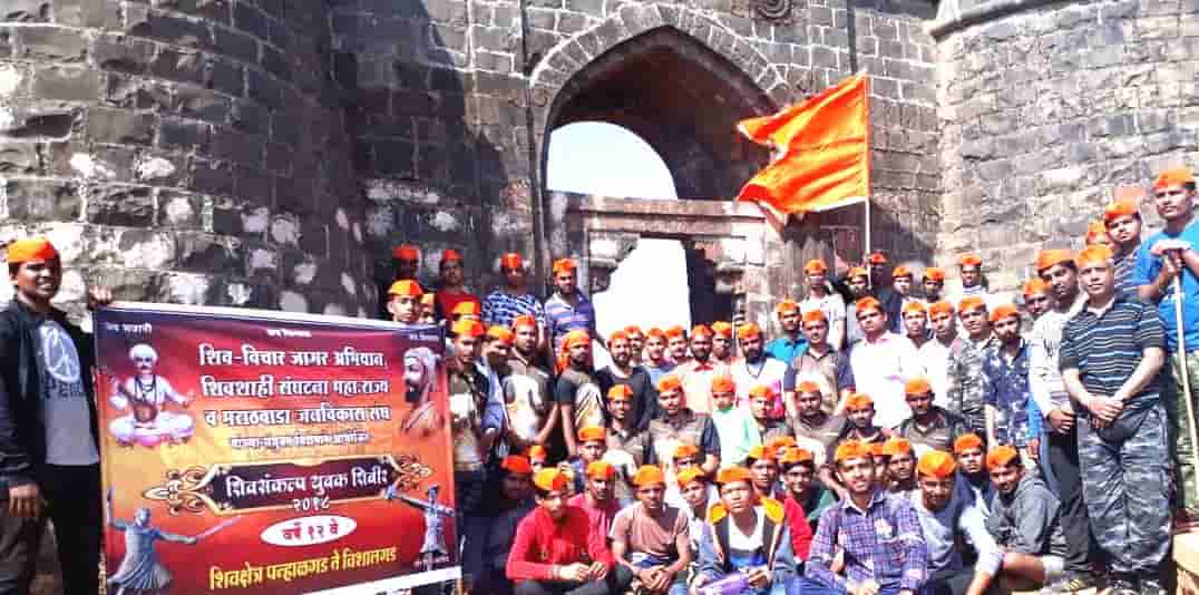 इंटरनेटरुपी व्यसनापासून मुक्ततेसाठी सामाजिक संस्थांचा पुढाकार