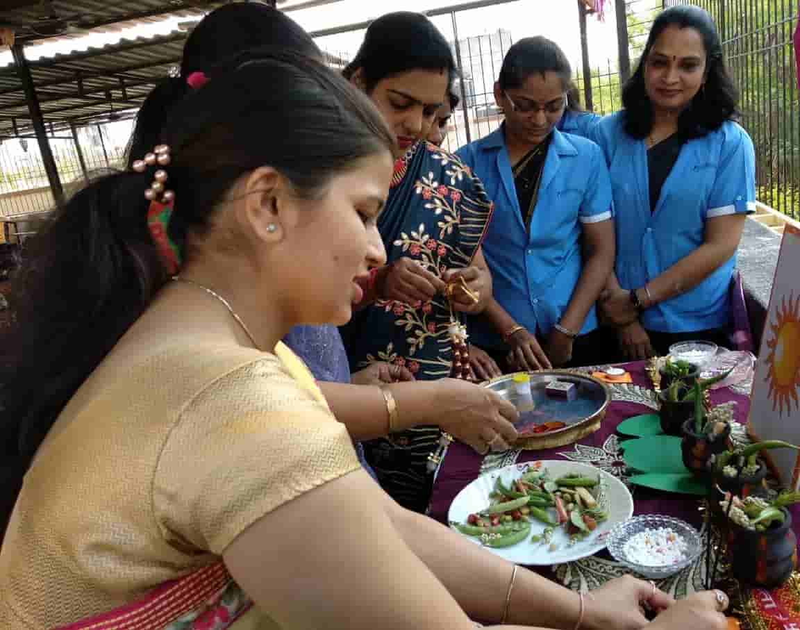 अरविंद एज्युकेशन सोसायटीत मकरसंक्रांत, भोगी व भूगोलदिन उत्साहात साजरा