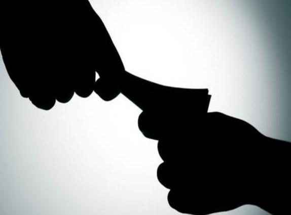 महिला तलाठी आणि कोतवाल ५० हजाराच्या लाचेच्या प्रकरणात जेरबंद 