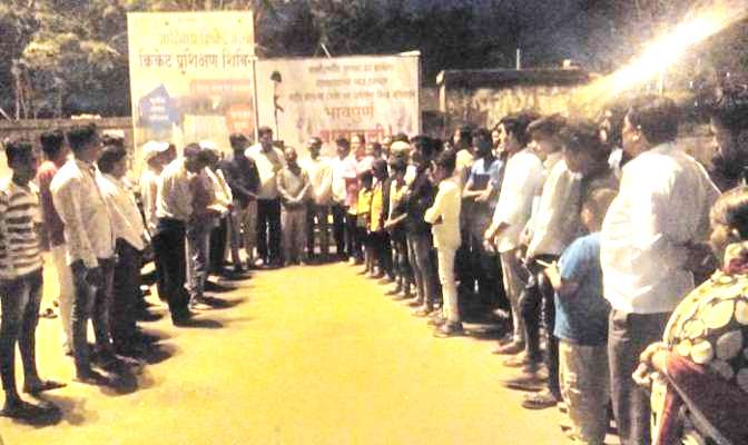 नगरसेवक राहुल भोसले आणि नागरिक सेवा प्रतिष्ठानच्या वतीने जवानांना श्रद्धांजली अर्पण