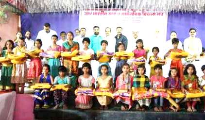 उत्तर भारतीय समाज एकसंघ व एकत्रित आणण्याचे काम प्रशंसनीय  - विजय गुप्ता