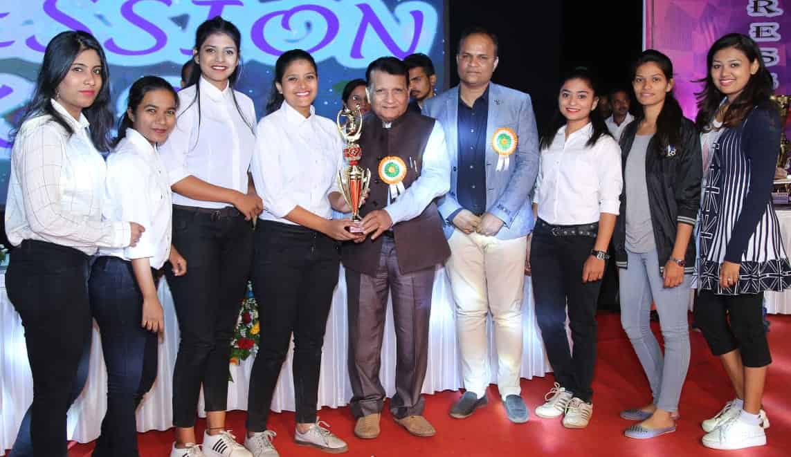 पीसीसीओईआरचे वार्षिक स्नेहसंमेलन उत्साहात संपन्न