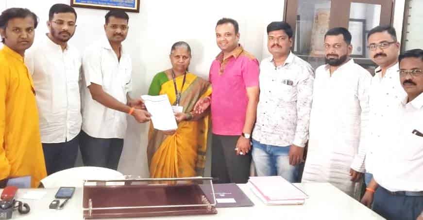 सम्राट चौकात भगवान गौतम बुध्द यांचे हस्तशिल्प उभारण्याची शिवसेनेची मागणी