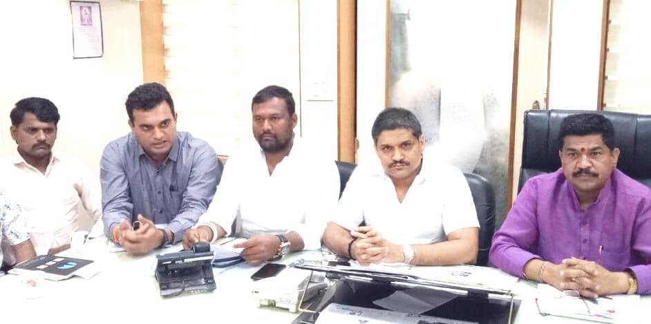 शहरातील विविध मागण्यांसाठी सर्वपक्षीयांचे सोमवारी अनोखे आंदोलन