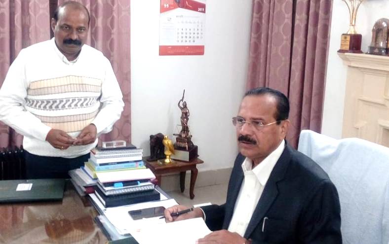 एच. ए. च्या प्रस्तावास लवकरच मान्यता मिळवून देण्याचे रसायन मंत्री गौडा यांचे आश्वासन - अरुण बोऱ्हाडे