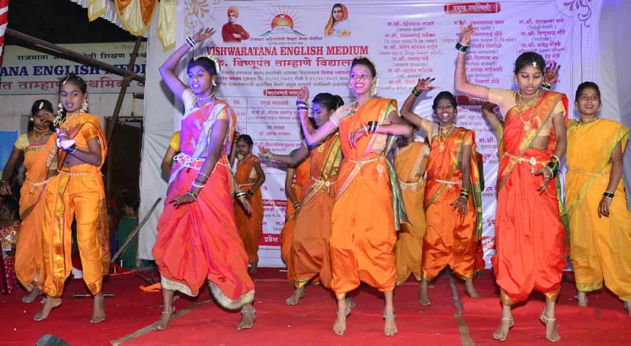 विश्वरत्न शाळेत रंगले स्नेह संमेलन