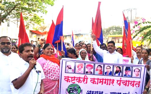 महापालिकेतील कंत्राटी साफसफाई कामगार महिलांचे प्रश्‍न सोडविण्याची बाबा कांबळे यांची मागणी