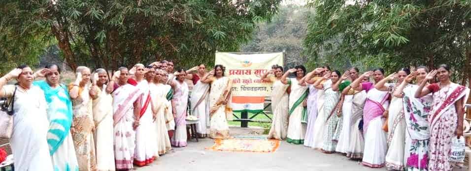 पुलवामा दहशतवादी हल्यात हुतात्मा जवानांना आदरांजली अर्पण 