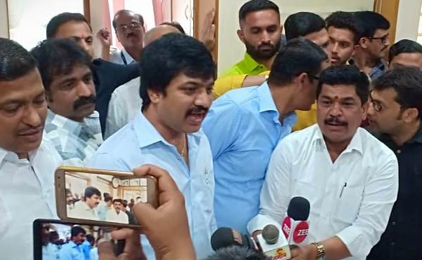 माझ्या मागे भाजपचे ४० टक्के नगरसेवक; निर्णय बदला अन्यथा...  शीतल शिंदेंचा इशारा 