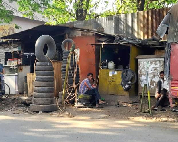 पिंपरी चिंचवड व भोसरी एमआयडीसीची ''आव जाव घर तुम्हारा'' अशी बेवारस अवस्था - अभय भोर