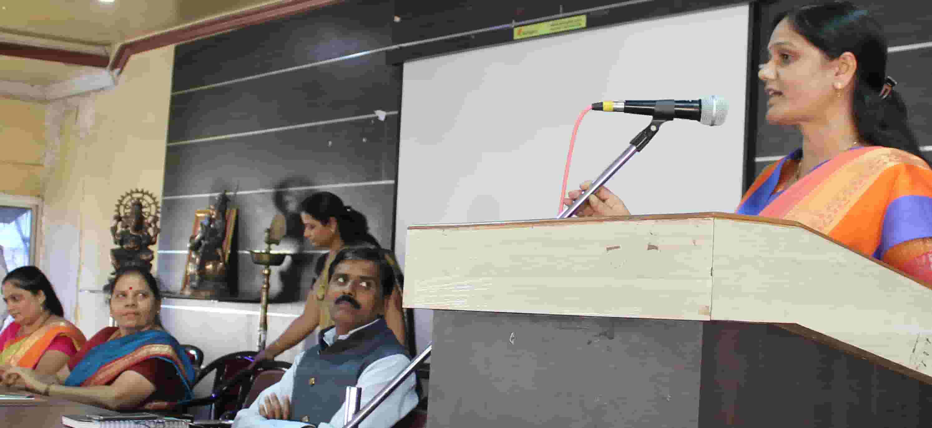 मॉडर्नमध्ये जागतिक महिला दिन साजरा