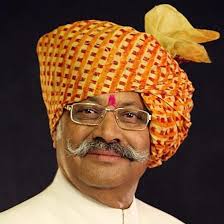 'रात्र वैऱ्याची नव्हे' तर, 'रात्र मतदार राजाची आहे' - माजी राज्यपाल श्रीनिवास पाटील