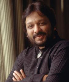 अखिल भारतीय मराठी नाट्य परिषदेच्या पिंपरी चिंचवड शाखेचा 'आशा भोसले' पुरस्कार प्रसिद्ध गायक रूपकुमार राठोड यांना जाहिर