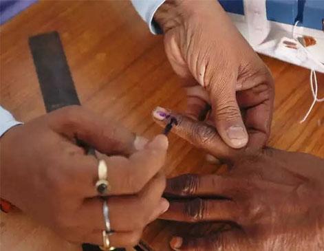 पुणे लोकसभा निवडणुकीत चुरसच नाही; ५०.७१%  इतके मतदान