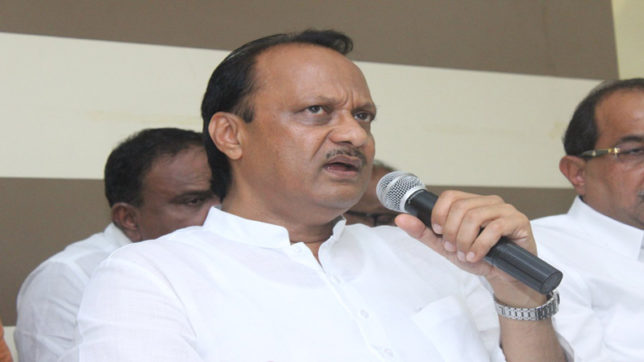 अजित पवार यांनी वाकडमधील पार्क स्ट्रीट सोसायटीमधील रहिवाशांशी साधला संवाद