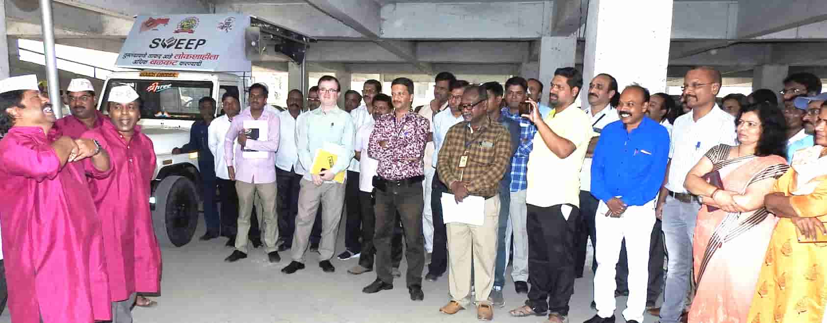 महापालिकेच्या वतीने चित्ररथाव्दारे व पथनाटयांव्दारे भोसरीत मतदार जनजागृती