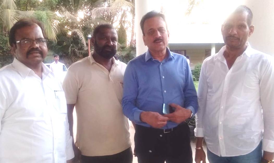 आमदार जगताप व खासदार बारणे यांच्या दिलजमाईसाठी जलसंपदा मंत्री गिरीश महाजन यांची मध्यस्थी