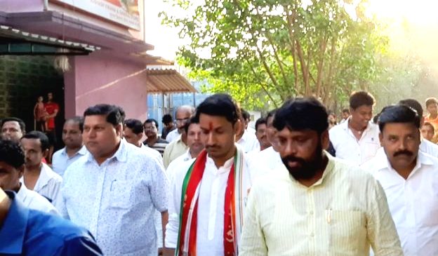 उरणमधील प्रकल्पग्रस्तांना मोबदला मिळवून देणारच - पार्थ पवार