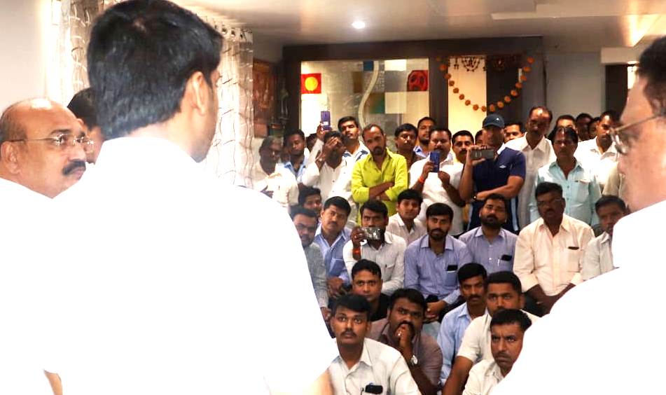 मावळ मतदारसंघात अधिकाधिक रोजगार आणण्यासाठी मला साथ द्या - पार्थ पवार