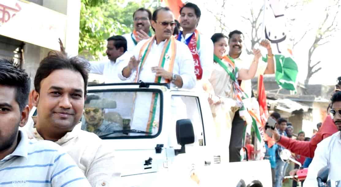 ''खासदार युवा पार्थ दादा हवा” राष्ट्रवादीच्या बाईक रॅलीत घोषणांचा पाऊस