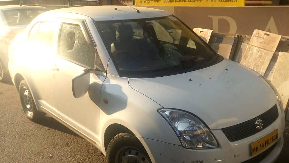 राजकीय वैमनस्यातून काळेवाडीत शिवसेना पदाधिकाऱ्याच्या वाहनाला केले लक्ष