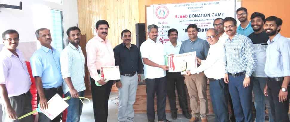 सेंट जोसेफ चर्चमध्ये पाम संडे साजरा