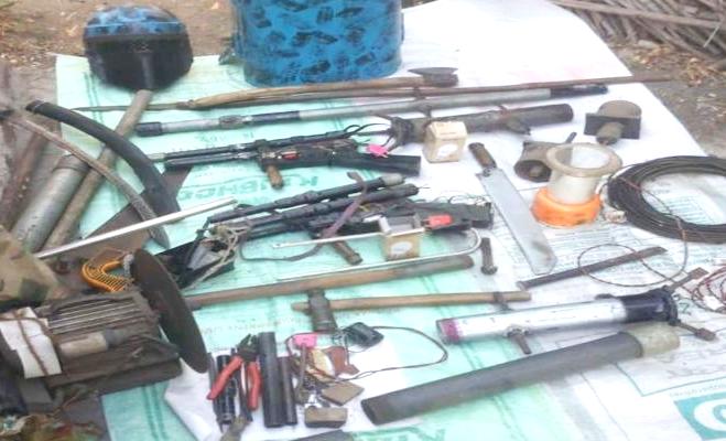 बॉम्ब बनविण्यासाठीचे साहित्य सापडले, नागरिकांमध्ये खळबळ