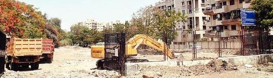 अंतरिक्ष सोसायटीत कंत्राटदाराचा शिरकाव; ठेकेदारास सोसाटीच्या सदस्यांचा विरोध