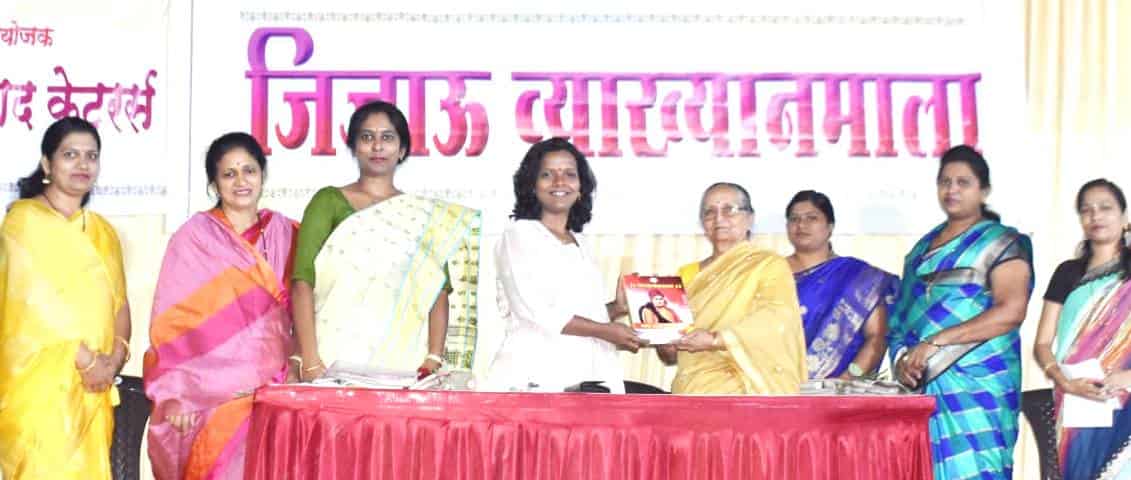 स्वत:च्या क्षमता ओळखून स्पर्धा परीक्षेला सामोरे जावे - तृप्ती धोडमिसे-नवत्रे