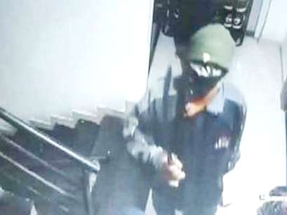 रावेतमधील शिंदेवस्ती परिसरातील सोसायटीत नंग्या तलवारी दाखवून चोरट्यांची लुटालूट