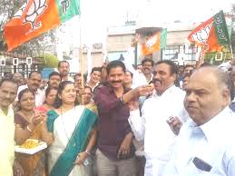 शहरात ठिकठिकाणी पंतप्रधान मोदींच्या शपथविधीचा जल्लोष