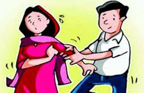 शरीरसुखाच्या मागणीस नकार दिला असता महिलेचा त्याने केला विनयभंग