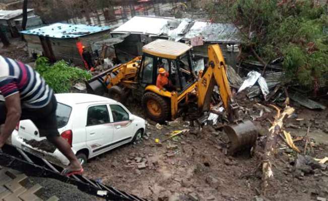 कोंढव्यात भिंत कोसळून १७ परप्रांतीयांचा मृत्यू; मध्यरात्रीत घडला थरार