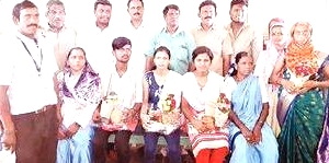 सफाई कर्मचा-यांच्या गुणवंत मुलांचा पिंपळे सौदागर येथे सत्कार