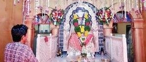 आकुर्डीतील द्वारकामाई साई देवस्थान मंदिराचा वर्धापनदिन सोहळा उत्साहात संपन्न 