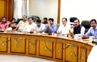 आषाढीवारी पालखी सोहळ्यानिमित्त महापालिकेची आढावा बैठक महापौरांच्या अध्यक्षतेखाली संपन्न 