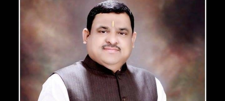 मुख्यमंत्र्यांची मध योजनेस मंजुरी; महामंडळाचे उपसभापती हेमंत तापकीर यांनी मानले आभार