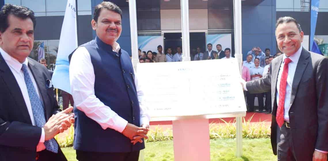 चाकण प्रकल्पाच्या फेज २ चे उद्घाटन मुख्यमंत्री फडणवीस यांच्या हस्ते